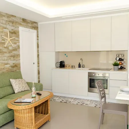 Apulialux Little Jem W Jacuzzi / 180 Steps From Sea Vakantiehuis Polignano a Mare