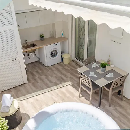 Apulialux Little Jem W Jacuzzi / 180 Steps From Sea Polignano a Mare