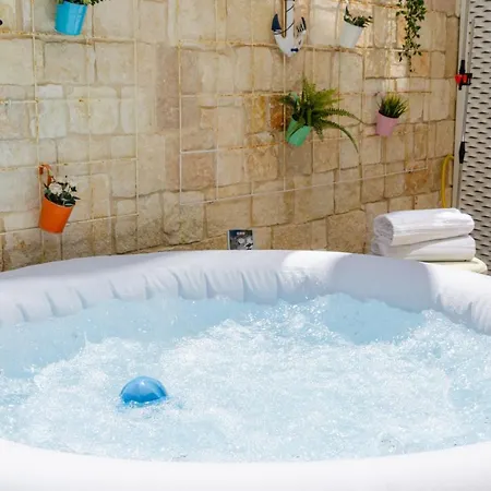 Vakantiehuis Apulialux Little Jem W Jacuzzi / 180 Steps From Sea *